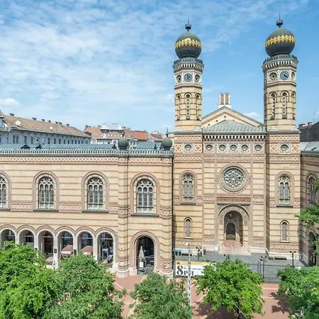 - New - Comfy Ac * Budapest