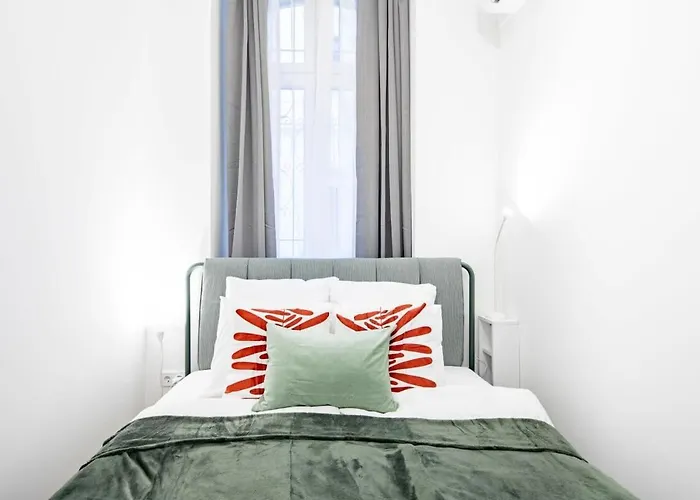 - New - Comfy Ac شقة *