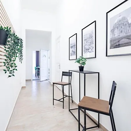 Apartman - New - Comfy Ac *