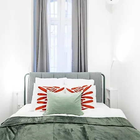- New - Comfy Ac Apartman *